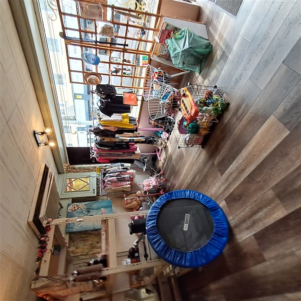 second hand goods